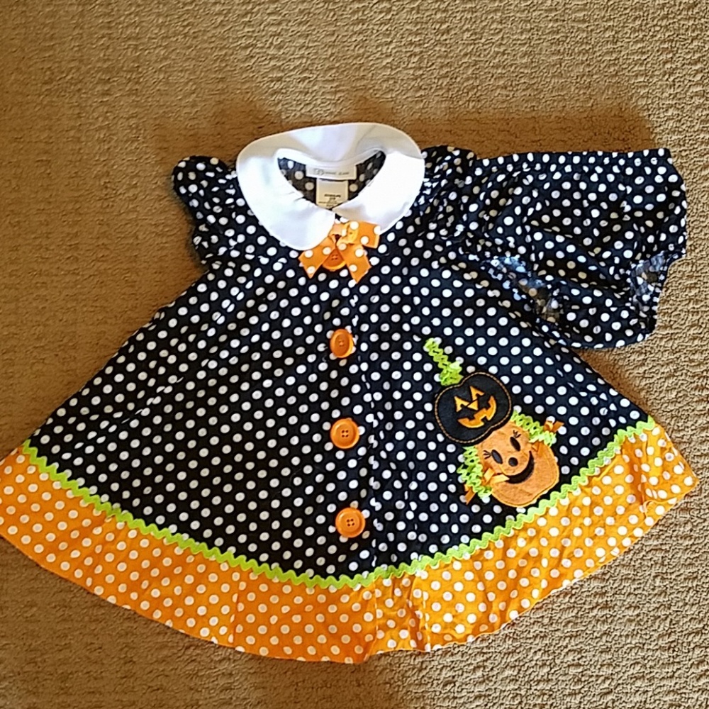 Pumpkin dress